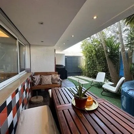 Holiday home Leonid's House Montijo